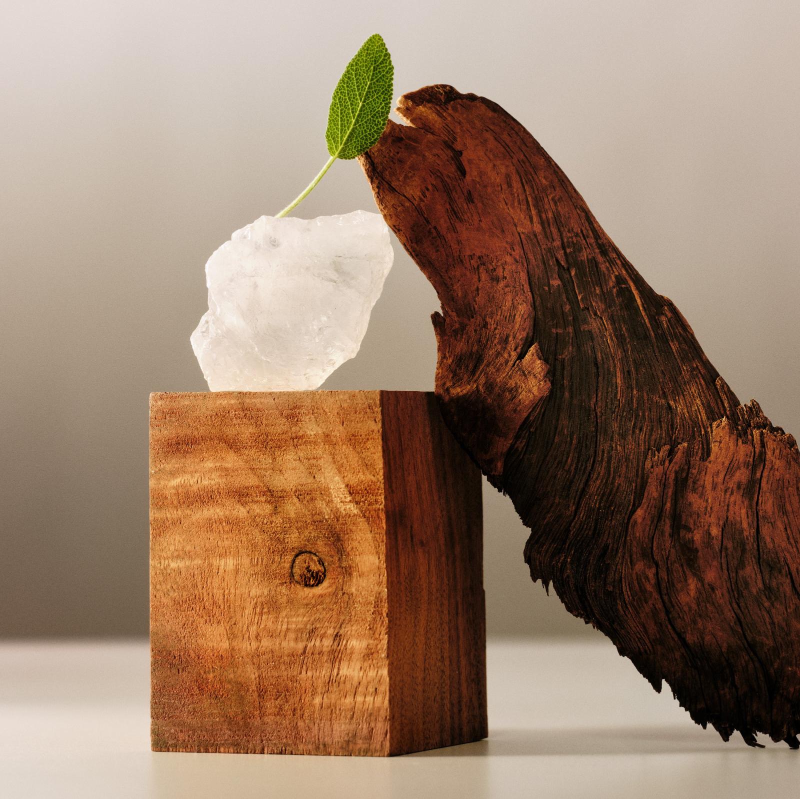 الأريج المتناقض.