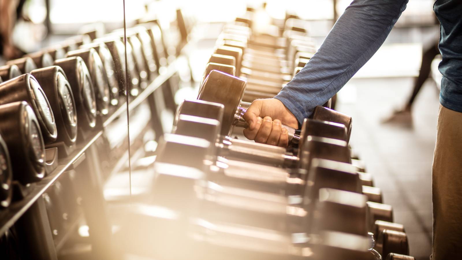 التحكم بالدماغ يجعل التمرين أسهل: علماء يكتشفون خدعة دماغية لتقليل الشعور بالتعب