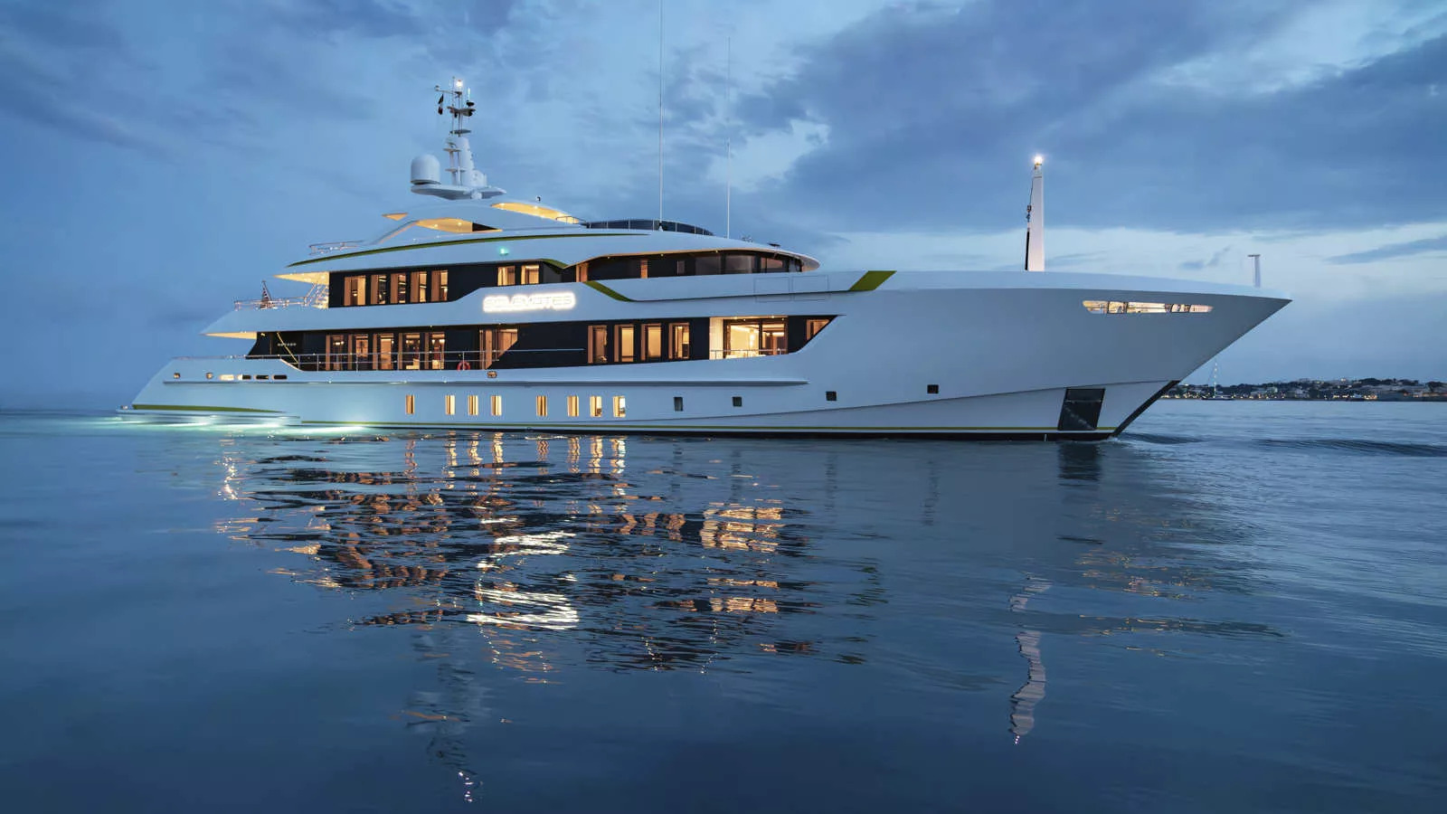 يخت Solemates يُجسّد أسلوب اليخوت العصرية، بإضاءة دافئة وشرفات زجاجية واسعة تطل مباشرة على البحر