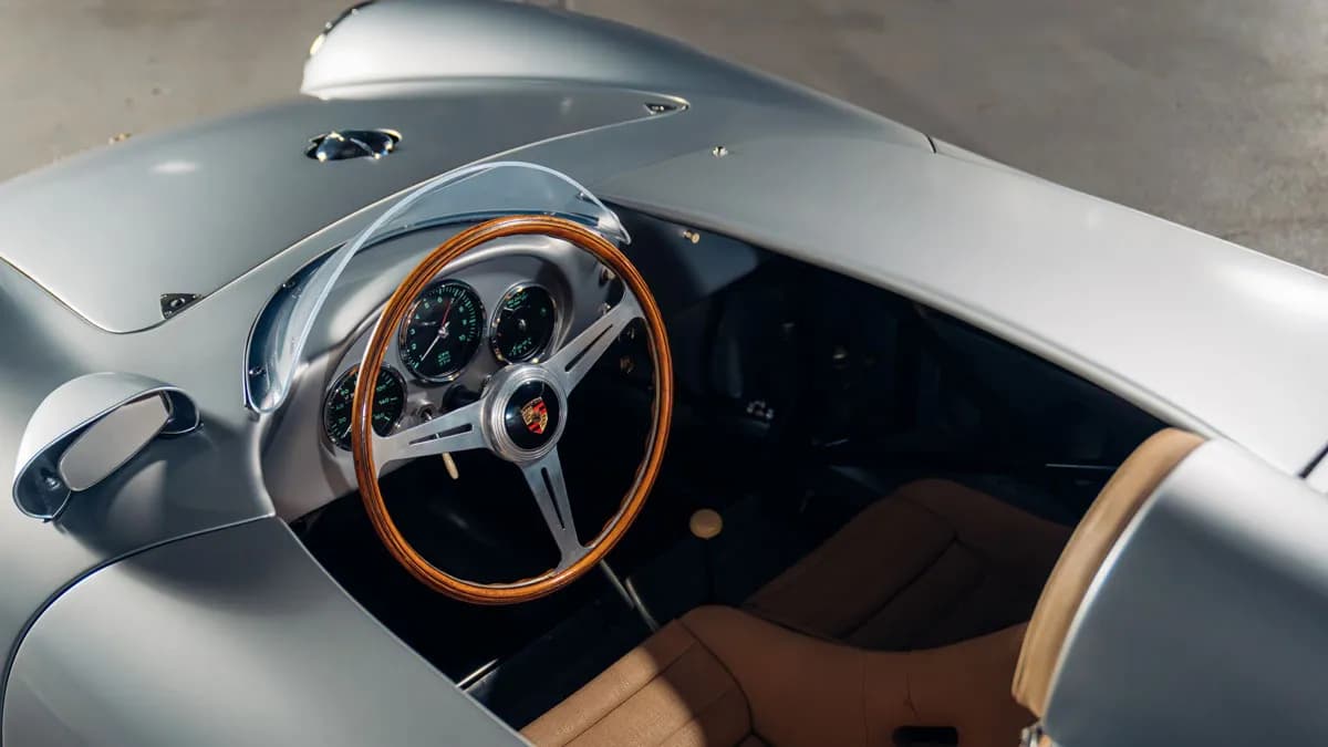 مواصفات سيارة "Porsche 550A Spyder"