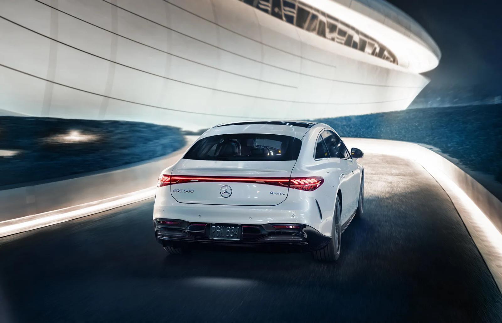 مرسيدس EQS بتصميم هوائي انسيابي يقلل مقاومة الرياح