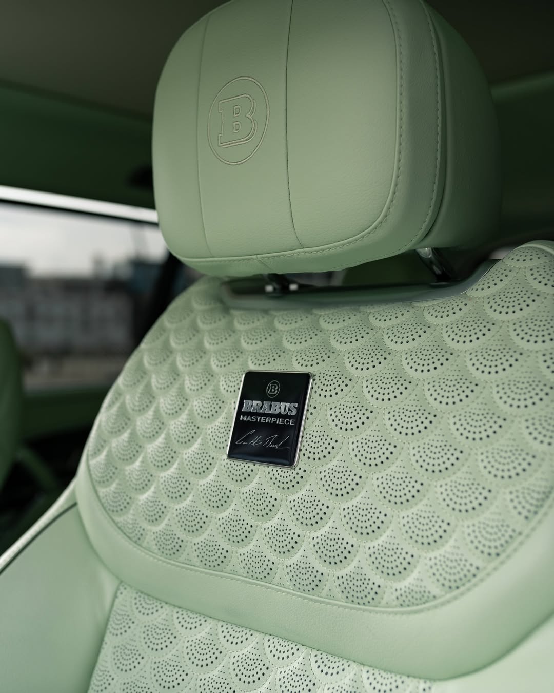 تصميم BRABUS 600