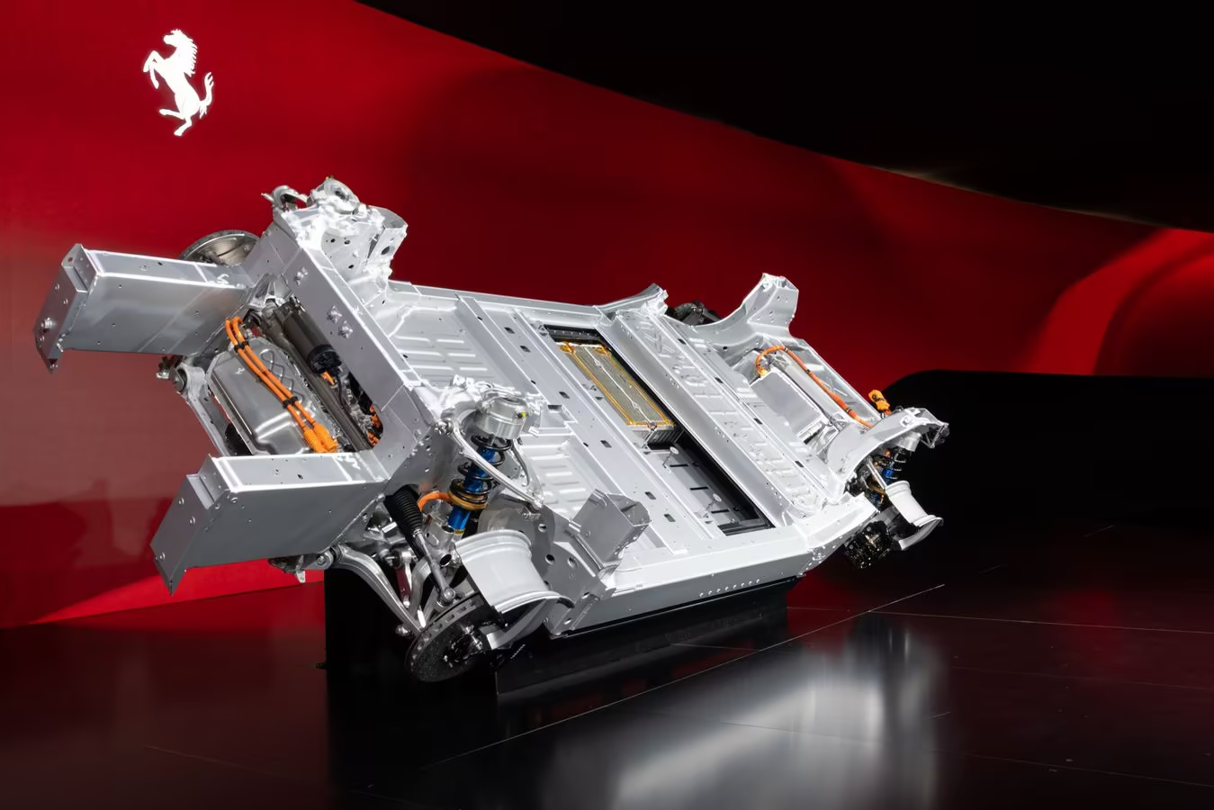مشهد من مراحل تطوير سيارة Elettrica الجديدة من فيراري - المصدر: Ferrari