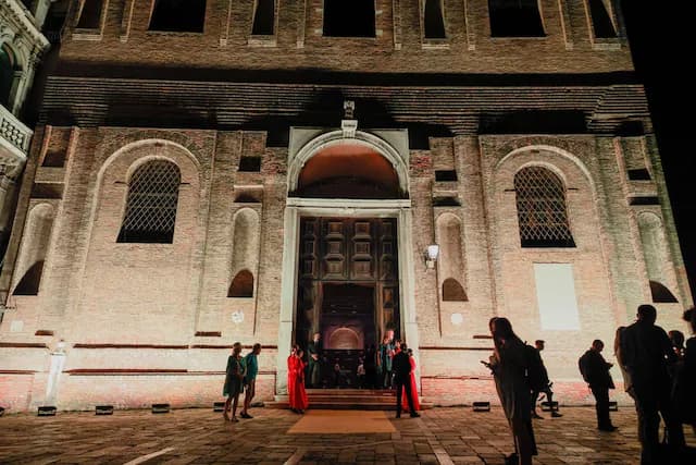  المصدر: Scuola Grande della Misericordia