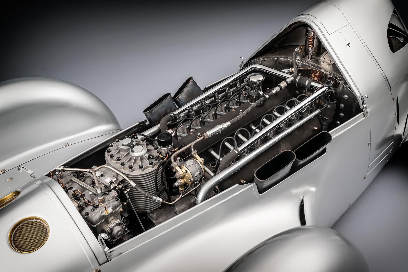 عندما يجتمع إرث Auto Union مع هندسة أودي الحديثة