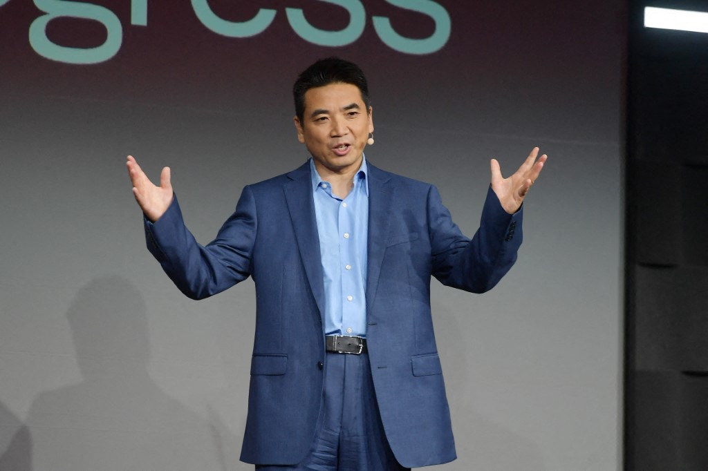 تصريحات إريك يوان حول أيام العمل 