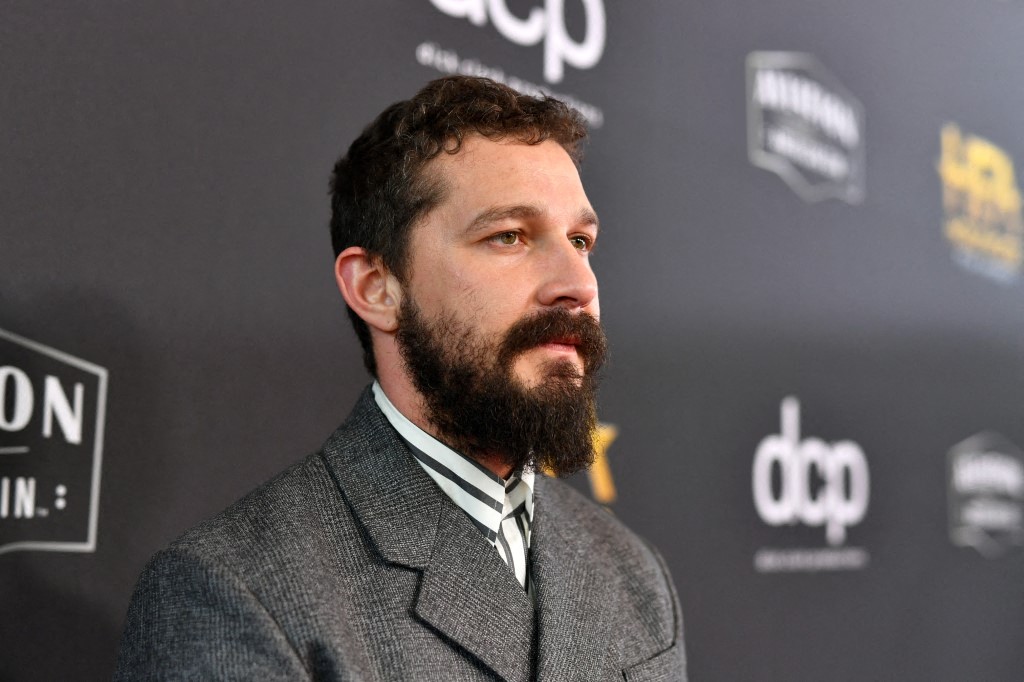  شيا لابوف