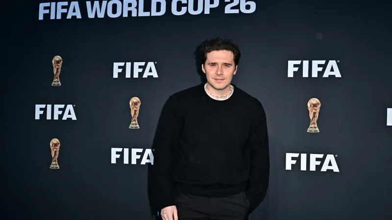  أزمة جديدة في عائلة بيكهام.. بروكلين يحظر والديه وإخوته! / المصدر:AFP