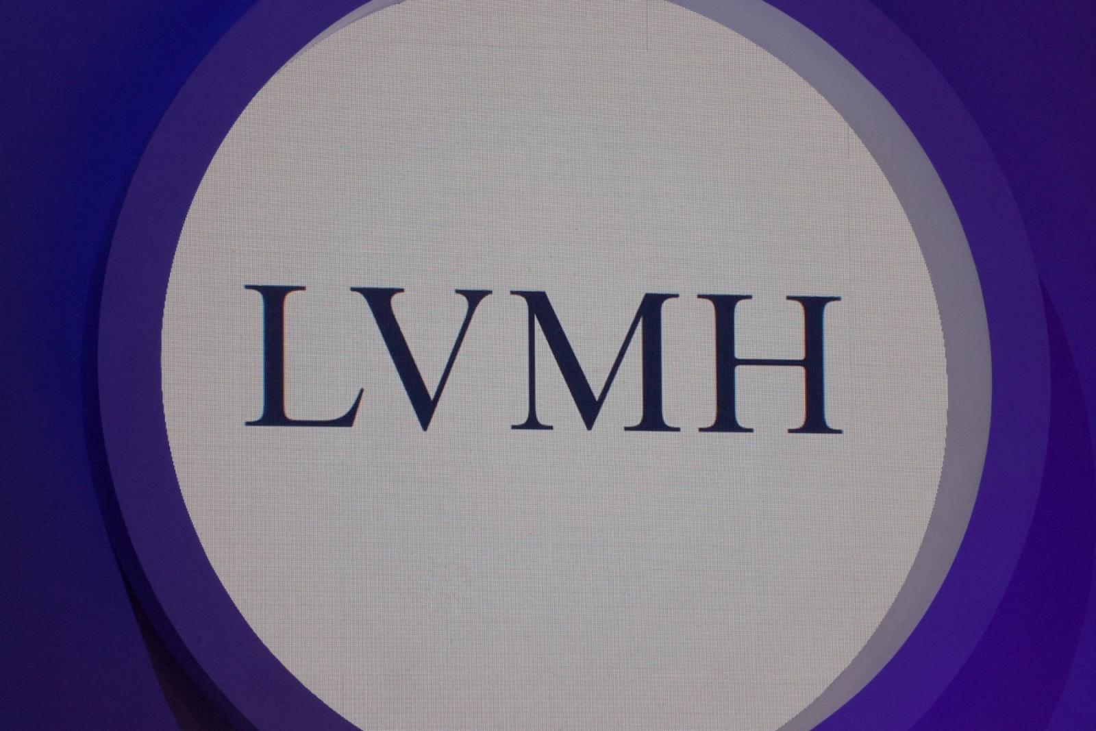 LVMH تسجل انخفاضاً في مبيعات 2025 بنسبة 5%