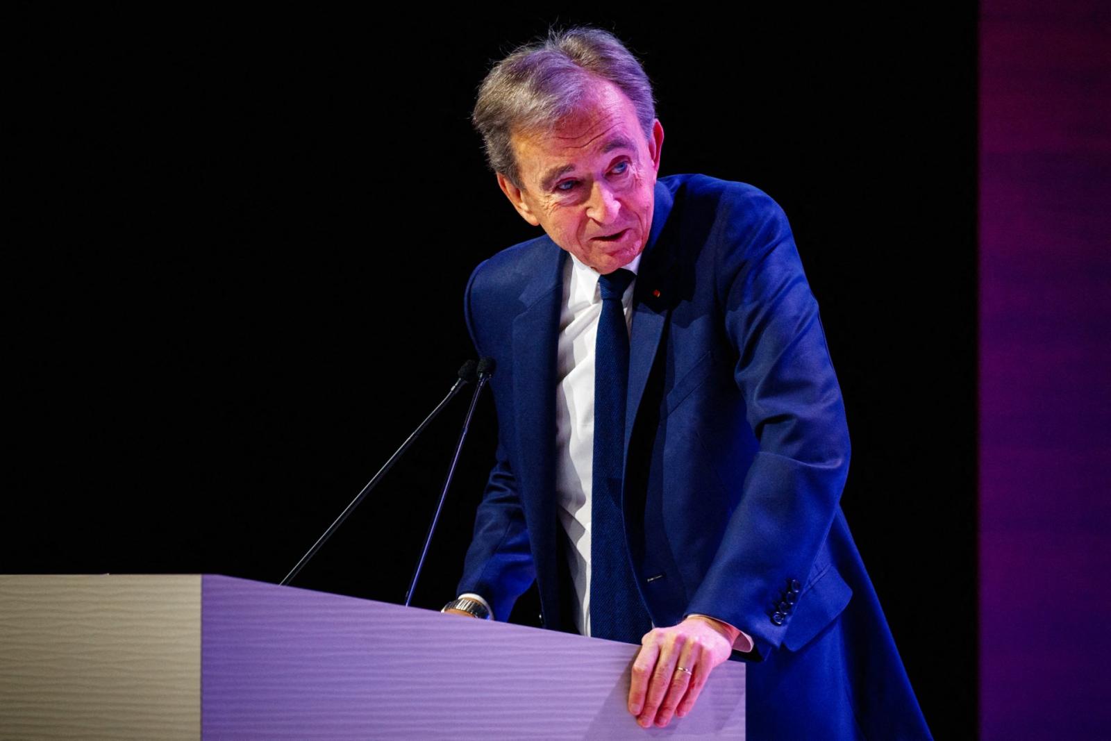 برنار أرنو: اسألوني بعد عشر سنوات عن خطة الخلافة في LVMH/ المصدر:AFP