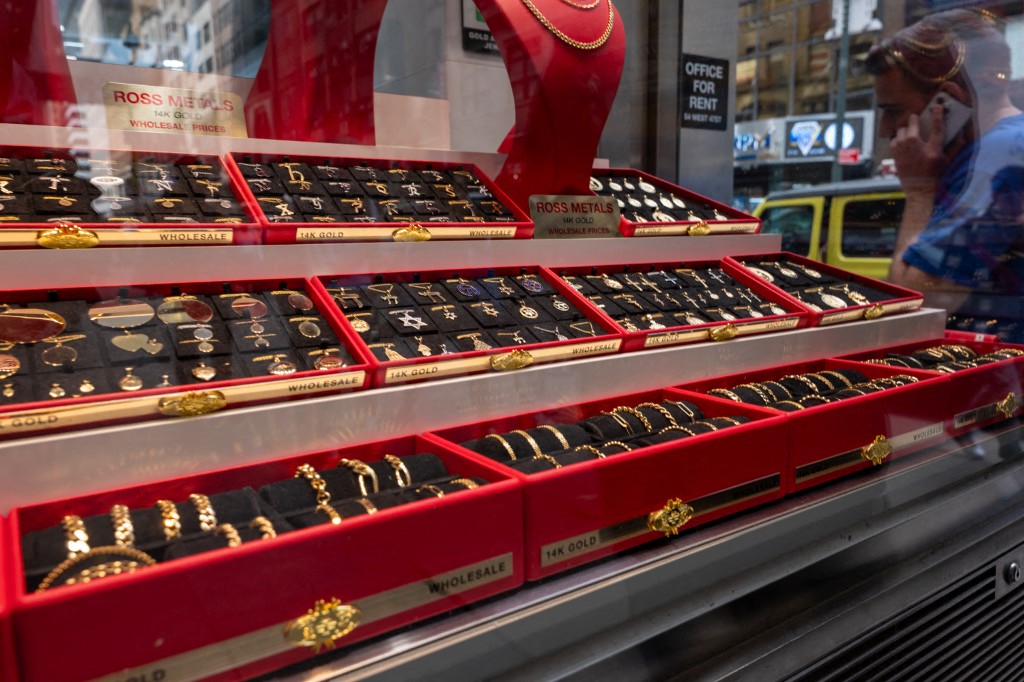 تراجع أسعار الذهب في السعودية اليوم الخميس 9 أبريل 2026