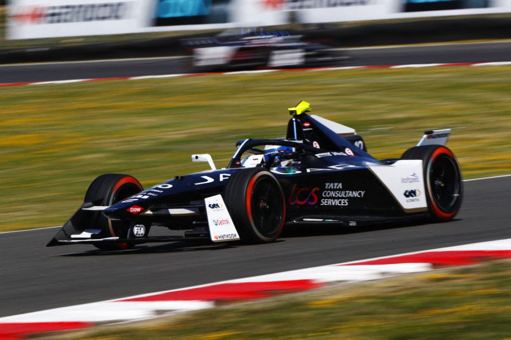 29 يومًا قبل الانطلاق.. كيف تستعد جدة لسباقات الفورمولا إي؟