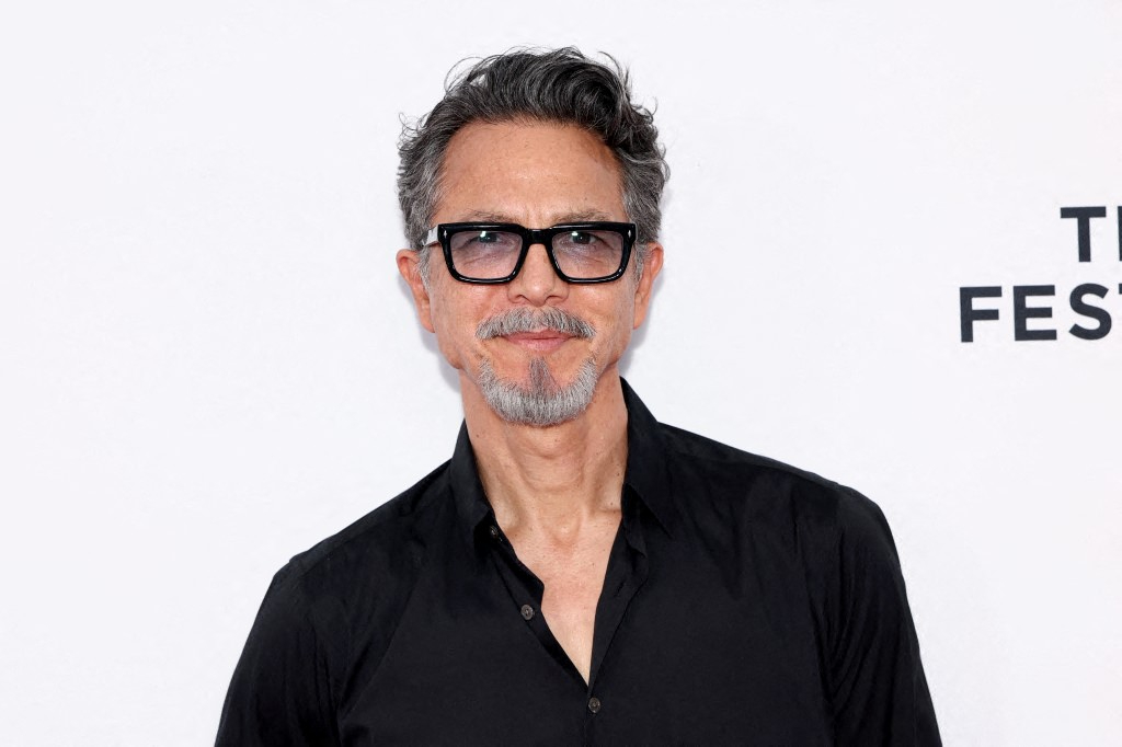 في عيد ميلاده الـ 62.. كم تبلغ ثروة  بنجامين برات؟ / المصدر: AFP