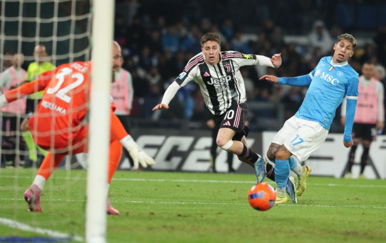 قمة نابولي وميلان تفتتح منافسات كأس السوبر الإيطالي في الرياض/ المصدر:AFP