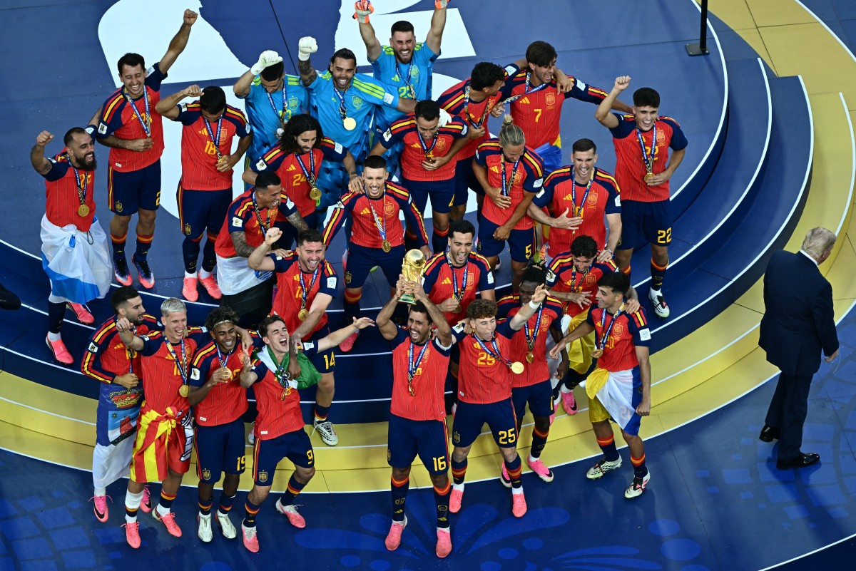 إسبانيا تحصد لقب كأس العالم