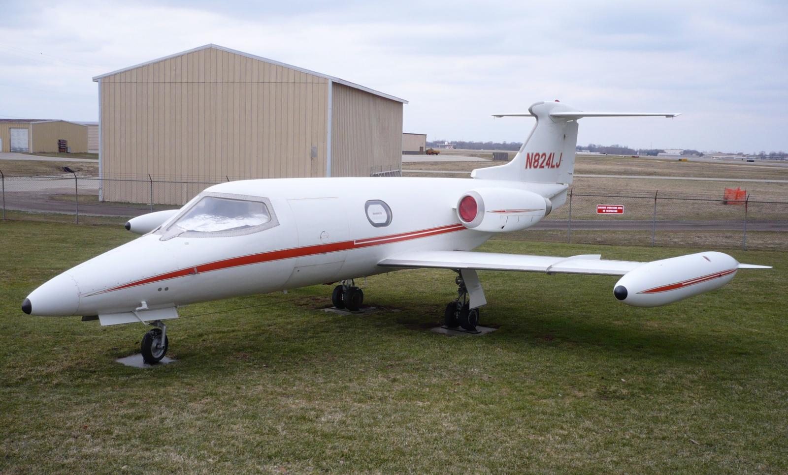 طائرة Learjet 23.. الشرارة التي غيّرت مفهوم السفر 