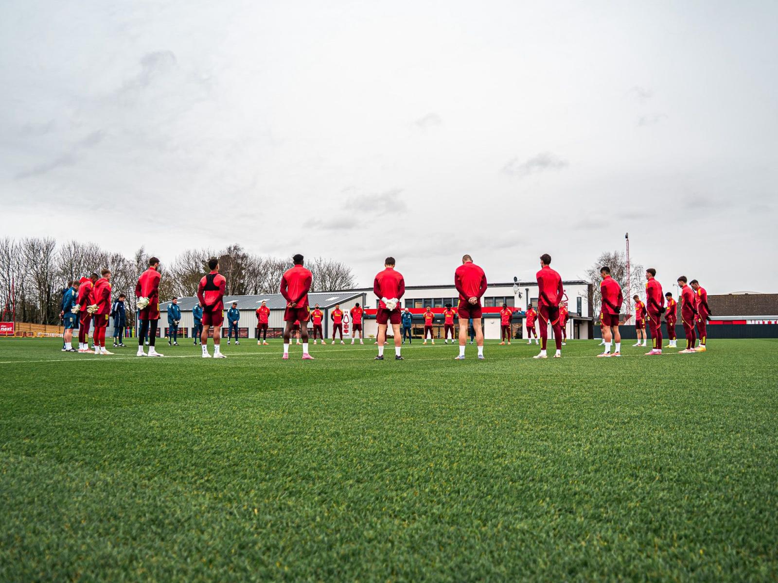 مباراة  فولهام  ونوتنغهام فورست