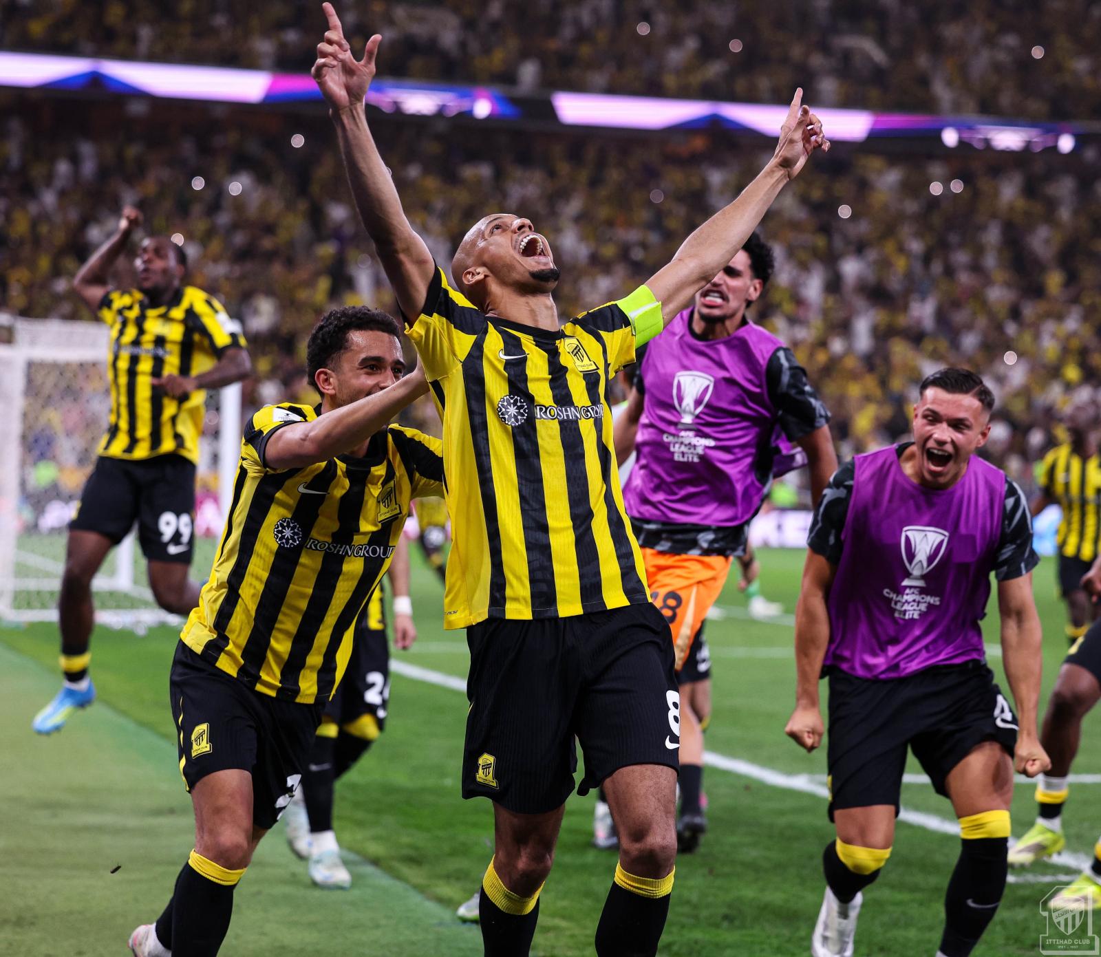 نجوم الاتحاد يستعدون لمواجهة آسيوية