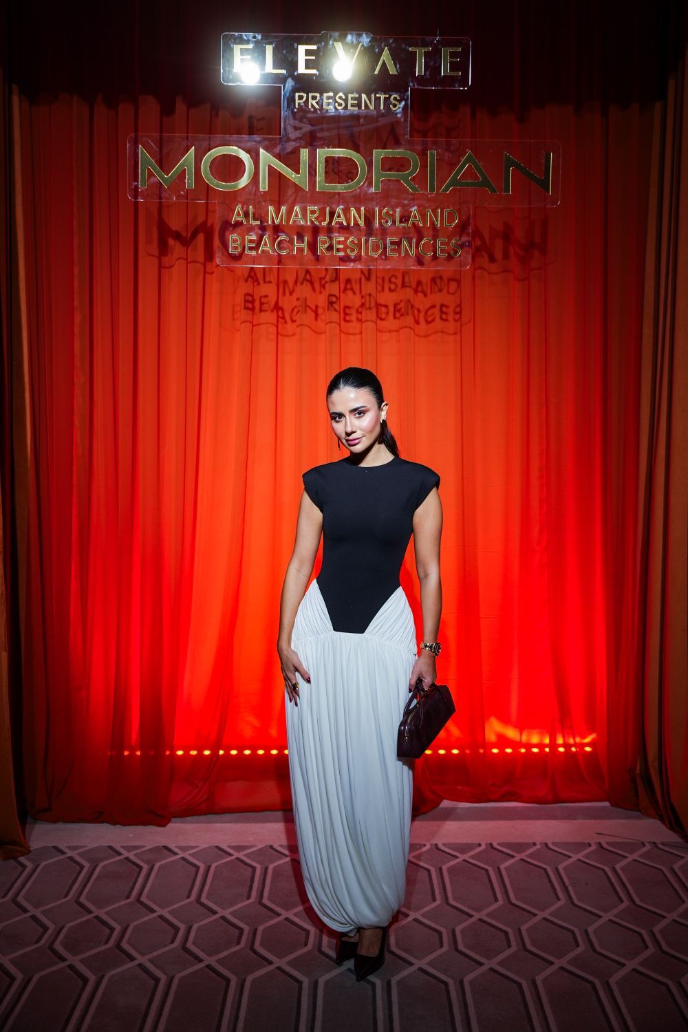 إيليفيت» و«إنيسمور» تنظّمان الحدث الأضخم لهذا الموسم في رأس الخيمة، ويكشفان عن أول مشروع سكني على الواجهة البحرية يحمل توقيع «موندريان» في العالم