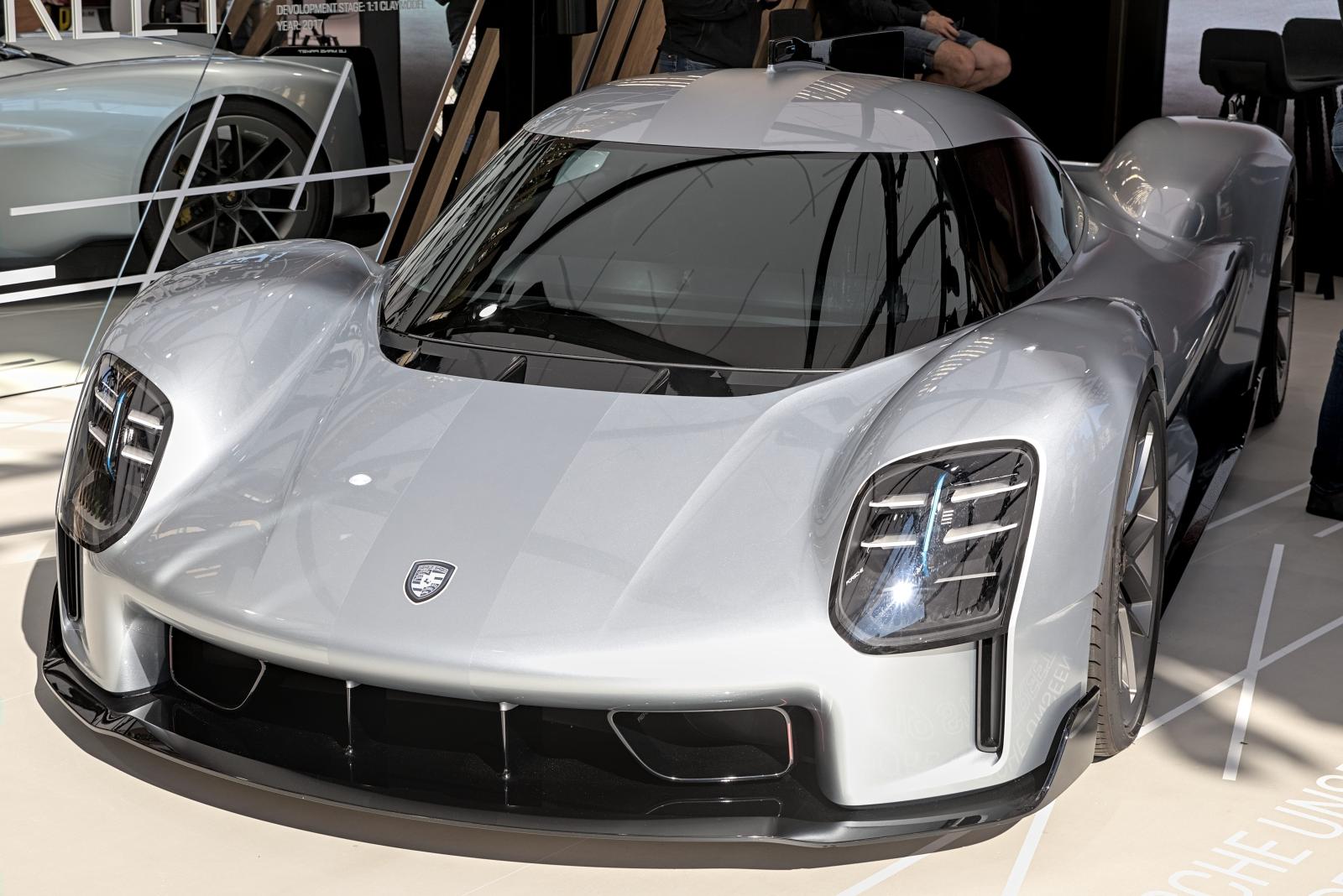 Porsche 919 Street