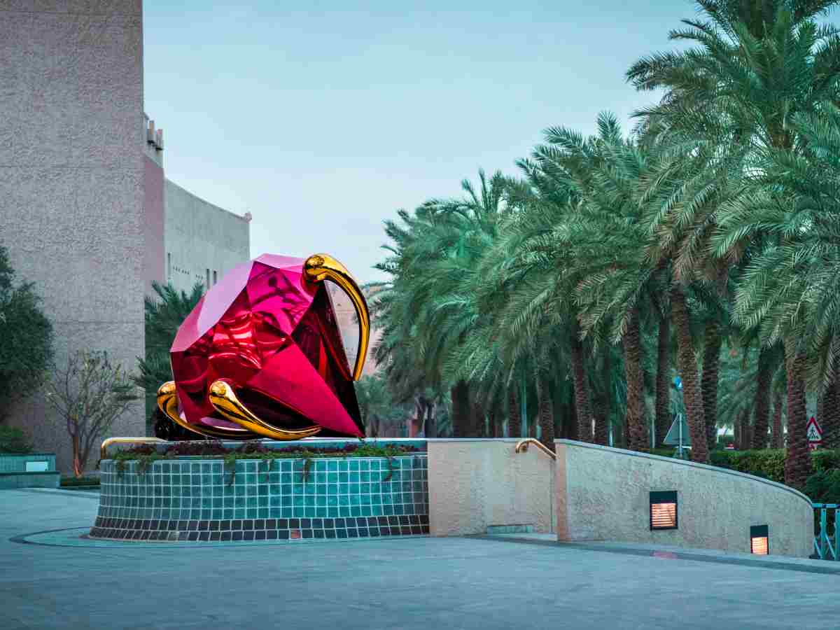 الرياض تتحول إلى معرض فني مفتوح