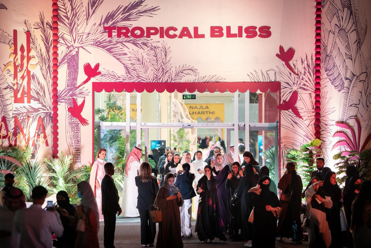 بإقبالٍ كبير.. معرض "أنا عربية" ينطلق ضمن فعاليات موسم الرياض 2025