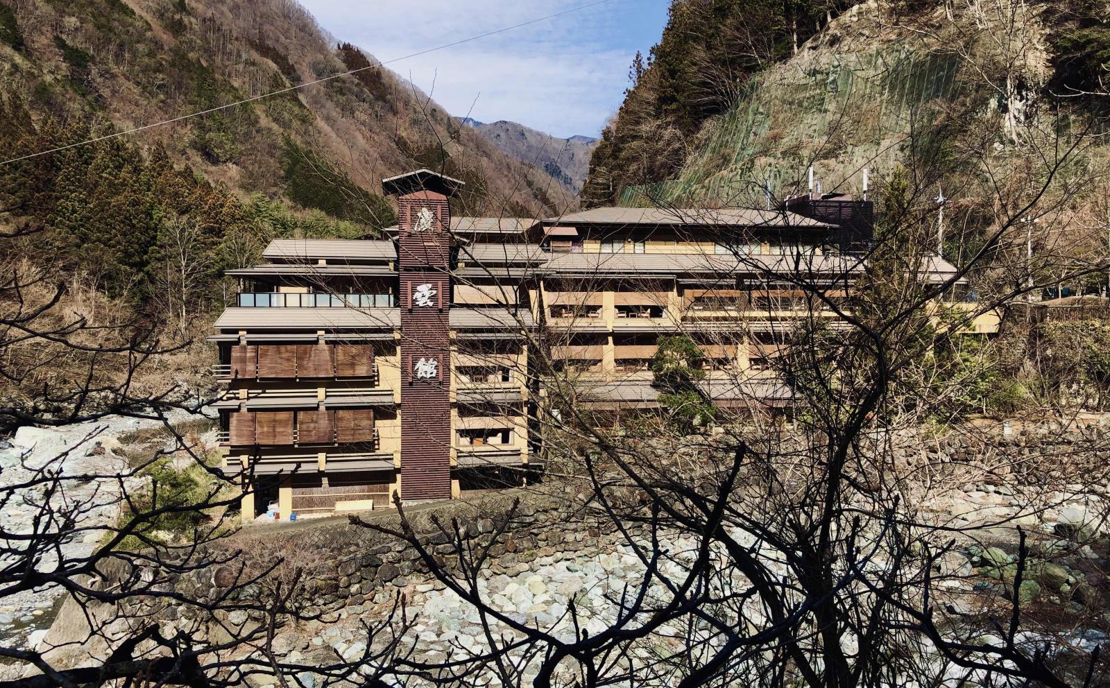 فندق Nishiyama Onsen Keiunkan