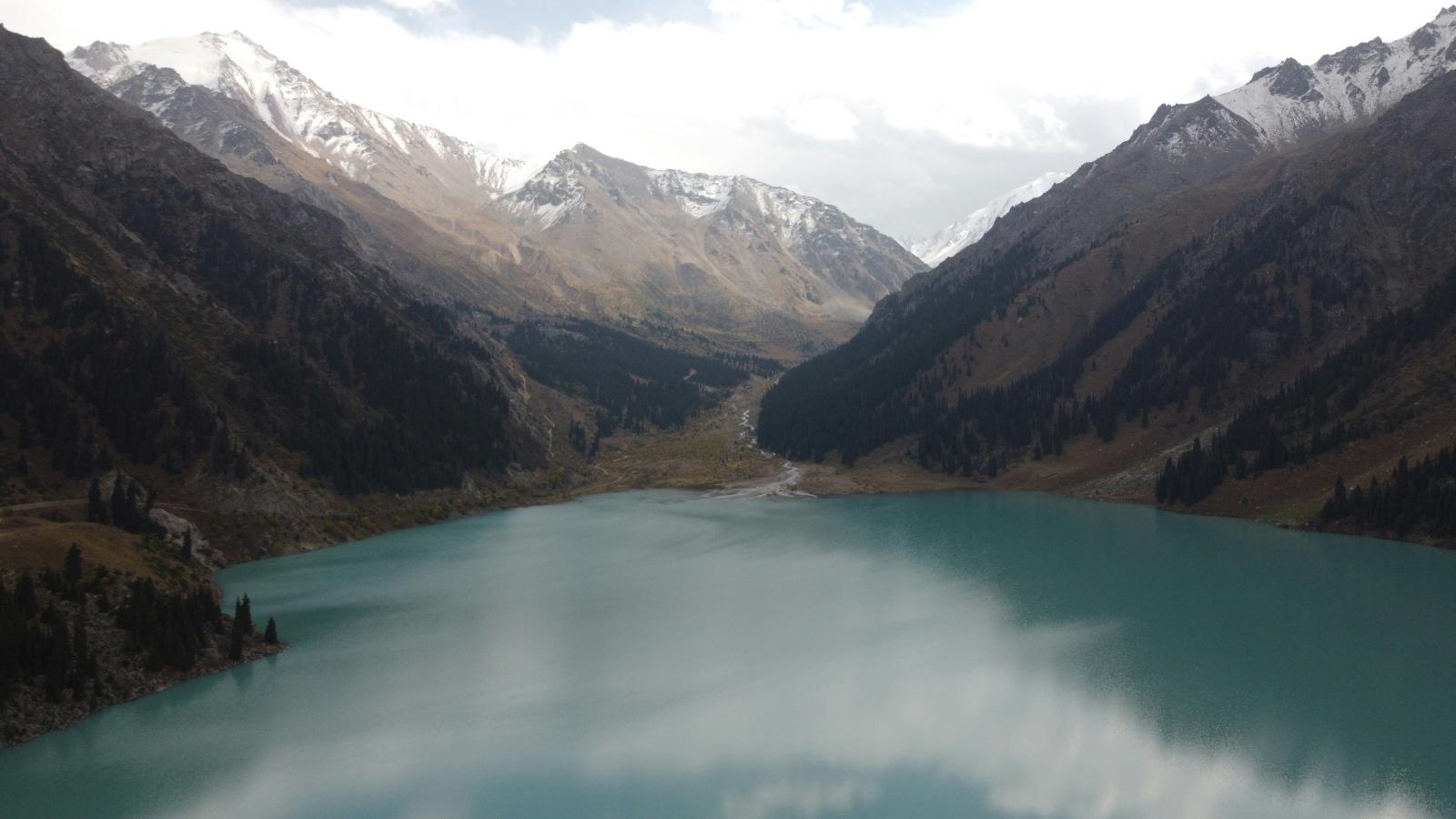 بحيرة  Big Almaty، كازاخستان