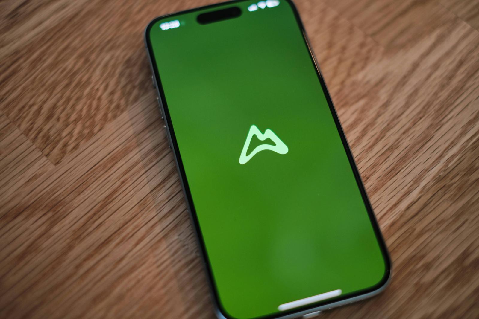 تطبيق AllTrails
