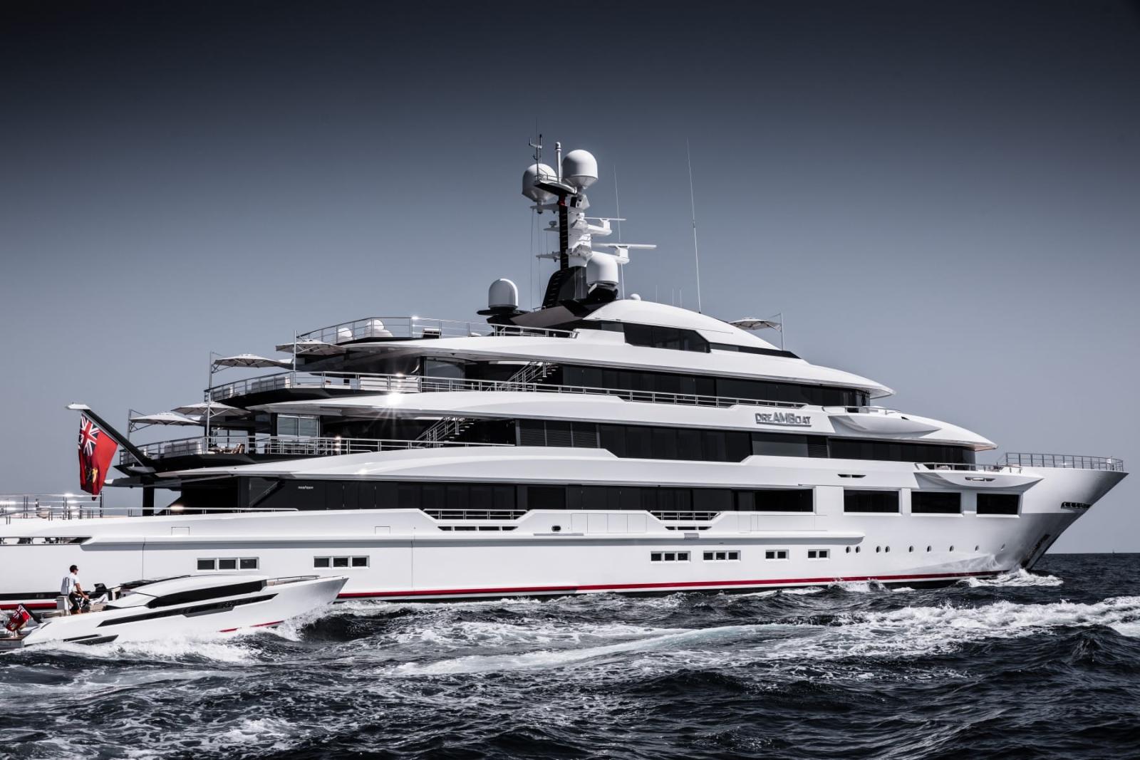 DreAMBoat: يخت بتصميم أنيق وحضور قوي