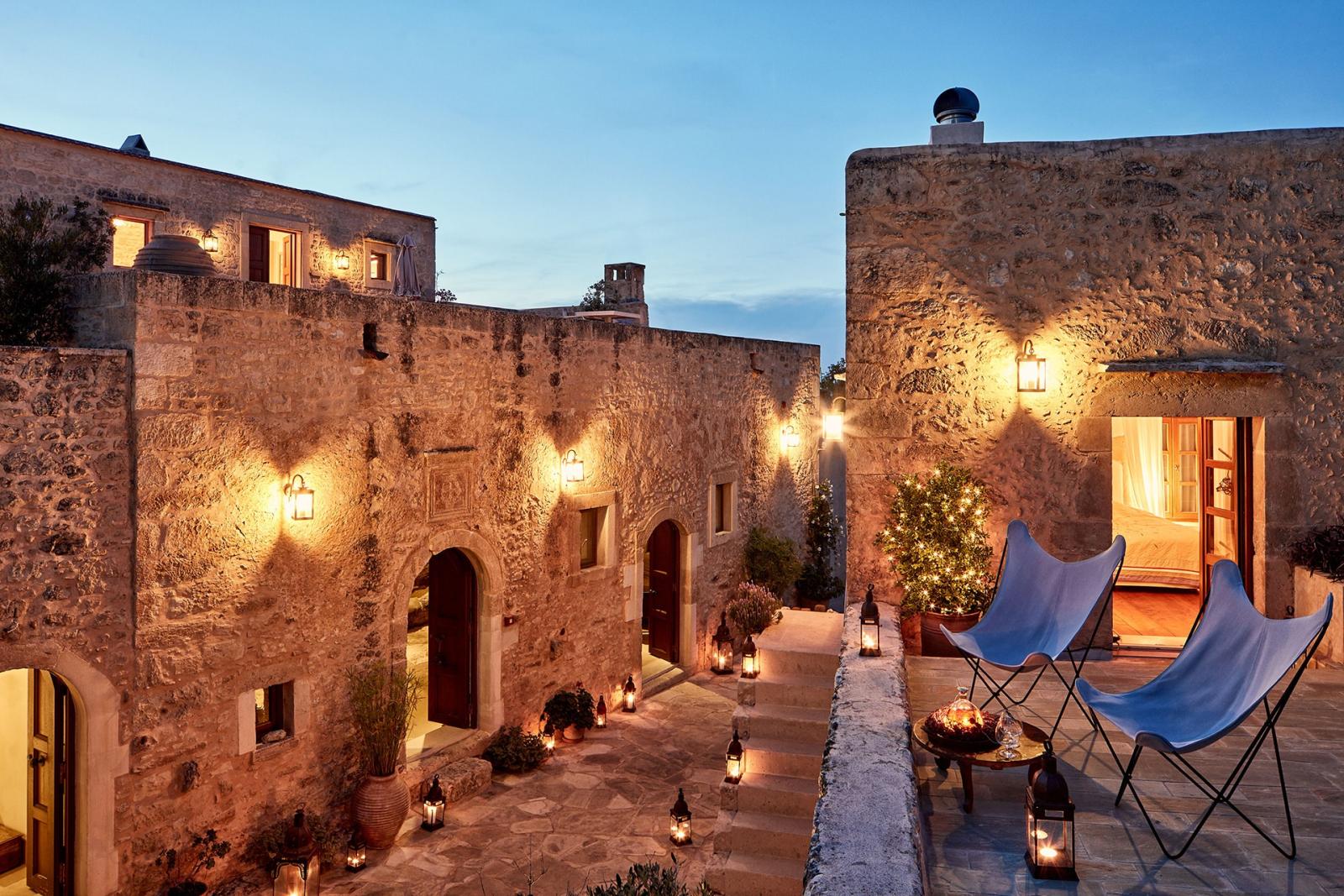 فيلا Kapsaliana Village