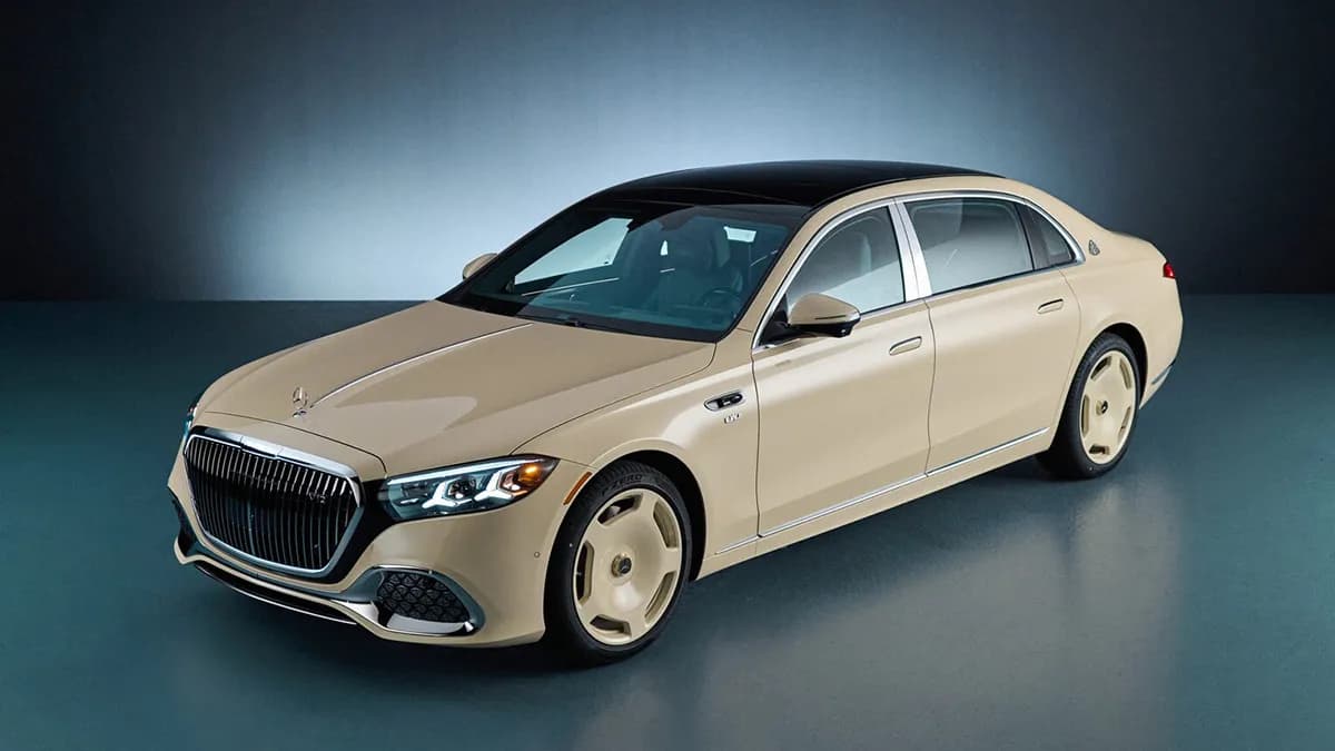 سيارة Maybach S680