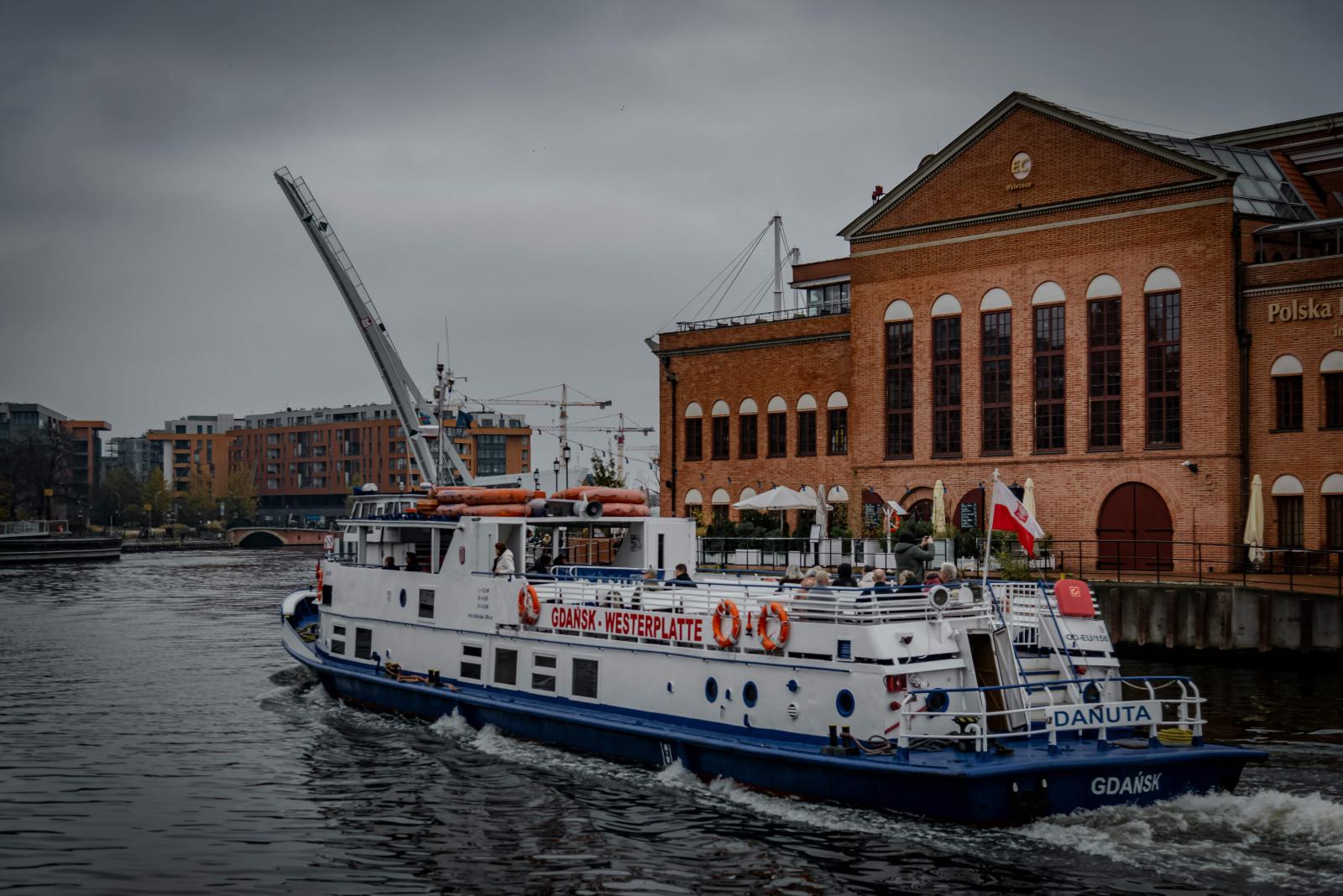 جولة نهرية تعرض جانبًا من تاريخ غدانسك