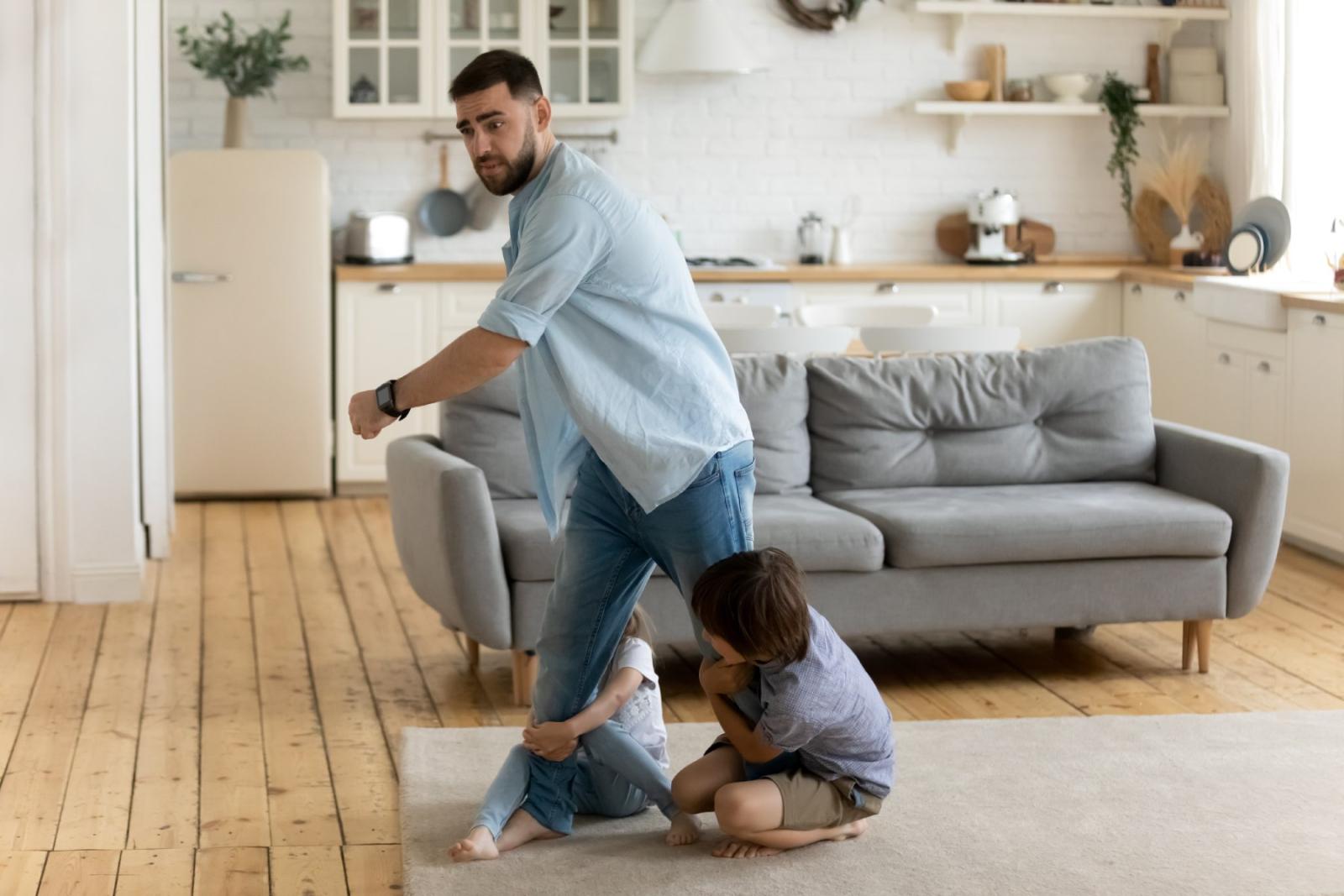  الفئة الأكثر تأثرًا من الناحية النفسية، وهم الآباء الذين تجاوزوا سقف أهدافهم الإنجابية