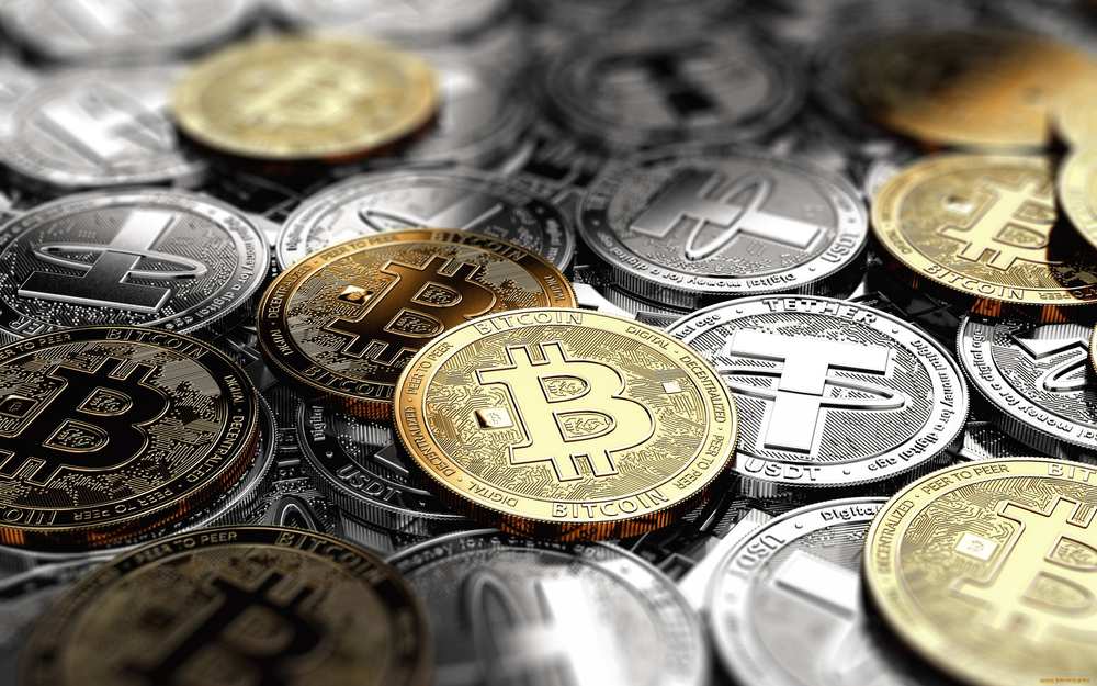 تراجع طفيف البيتكوين