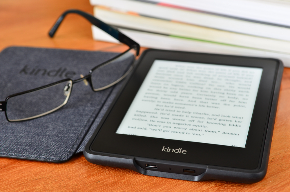 الشاشة التي تقرأ بها قد تغيّر ما تفهمه