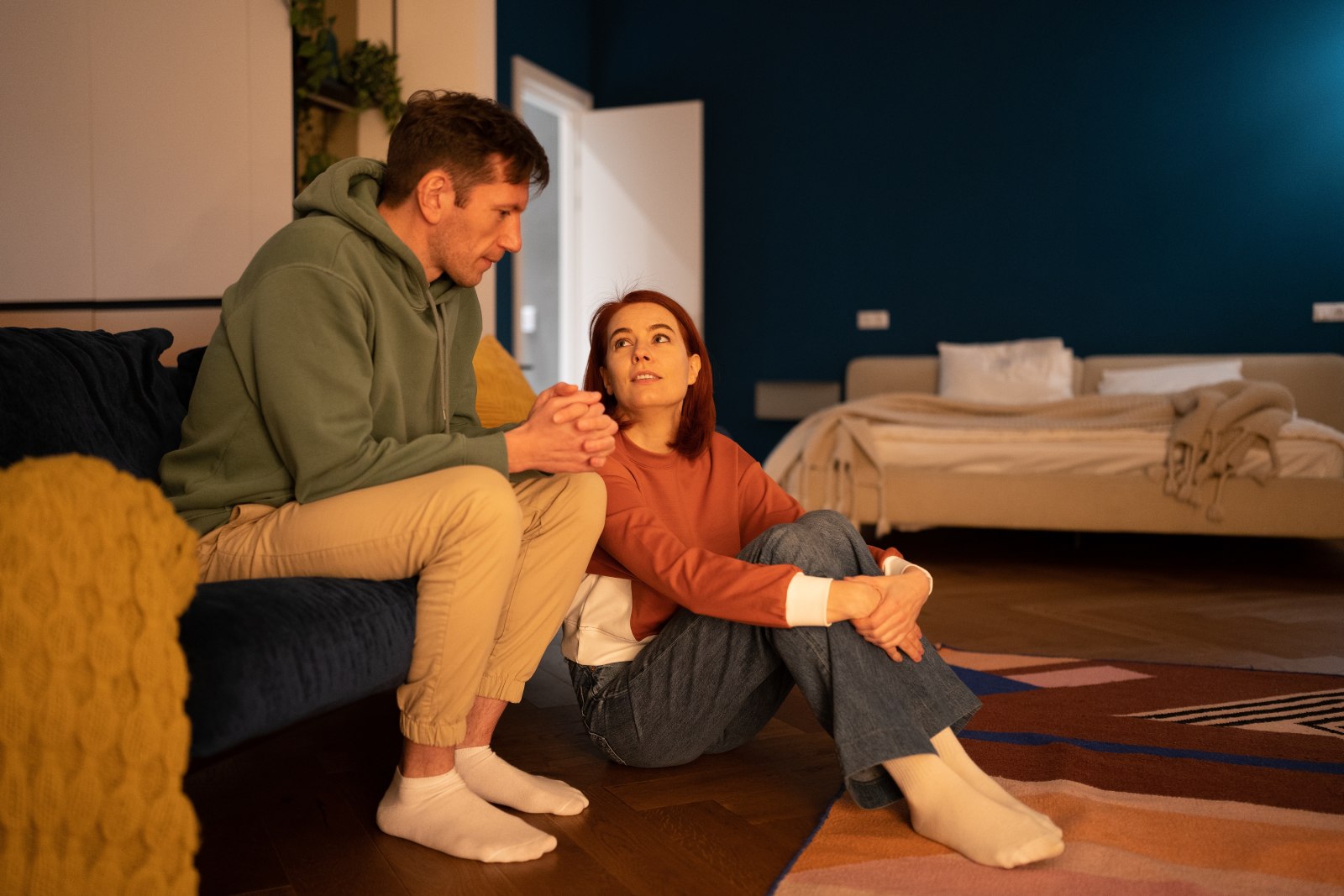 مراحل ما بعد الوقوع في الحب عند النساء